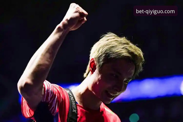 石宇奇亚锦赛男单夺冠最新动态：8年冠军荒终告破，奇异果体育竞彩见证国羽一哥王者归来